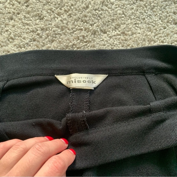 Exclusively Misook Black Straight Leg Knit Pants Size Medium FLAWS - Picture 5 of 8